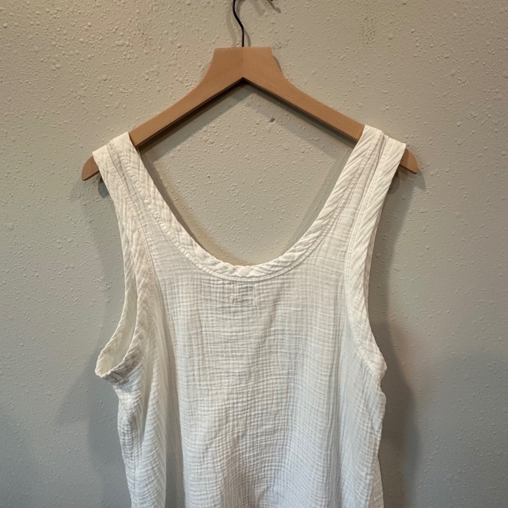 Faherty White Ribbed Scoop Neck Tank Top - Picture 12 of 13